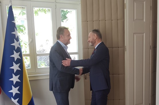 Predsjedavajući Doma naroda Parlamentarne skupštine BiH Bakir Izetbegović primio ambasadora Crne Gore